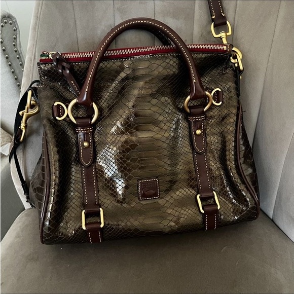 Donney and Bourke Python Tote - Picture 2 of 6